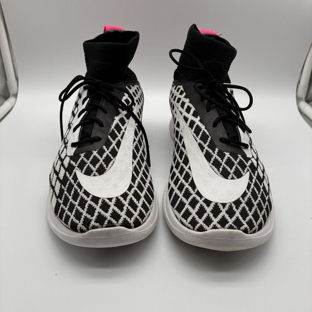 Nike Free Hypervenom 3 FC Flyknit Black White W/ Pink Blast Speckled Size 10 Men